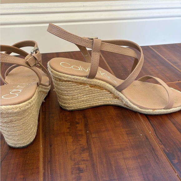 Calvin Klein Nude Tan Strappy Wedge Espadrille Sandals - Picture 5 of 7